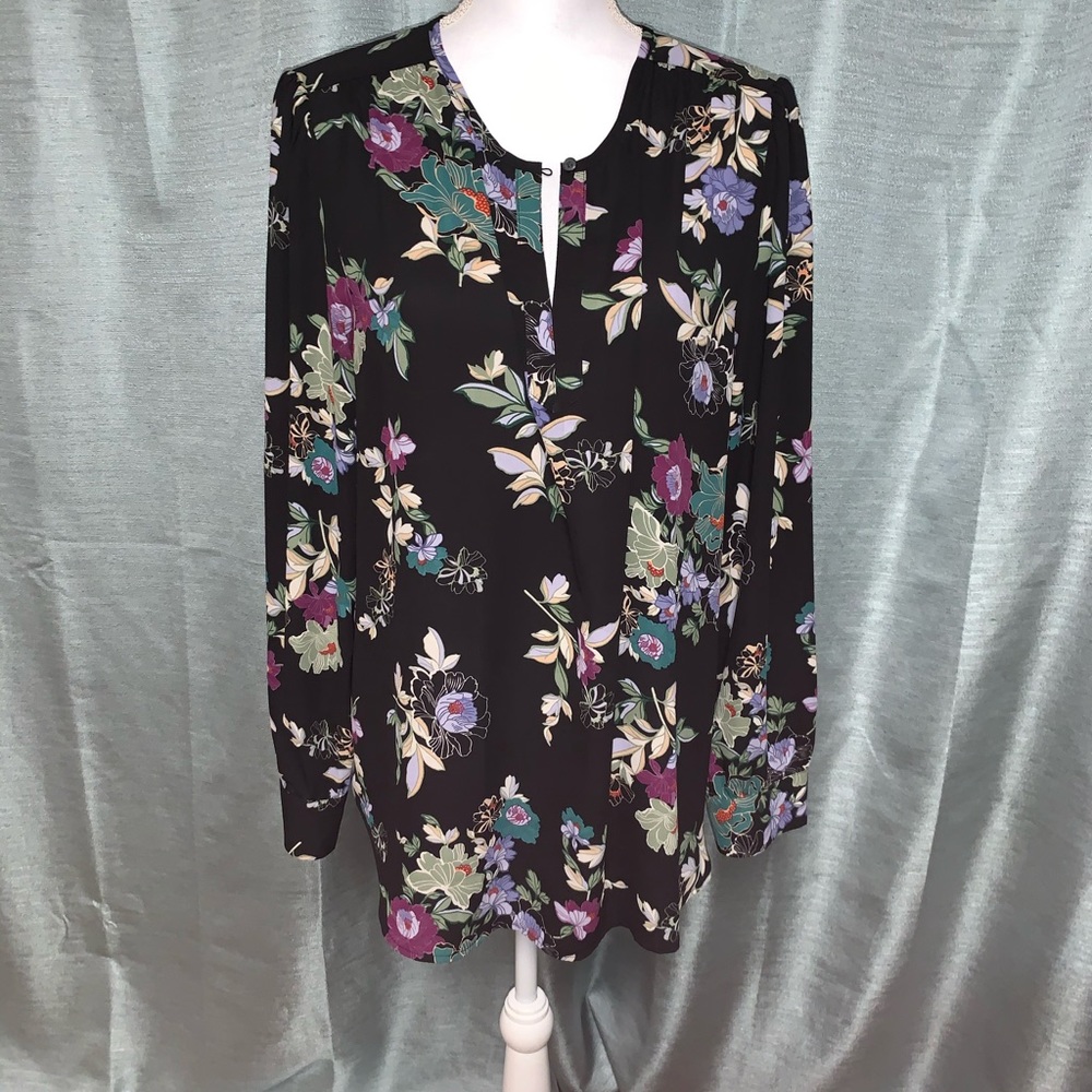 Loft tunic with long sleeves EUC